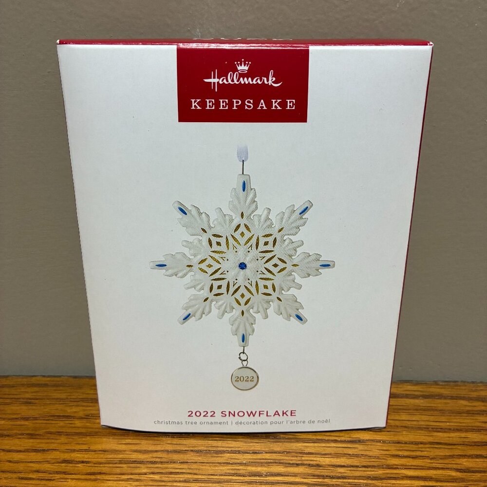 Hallmark 2022 Snowflake Christmas Ornament - New